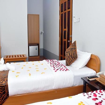 Royal Tulip Hotel Mandalaj Zewnętrze zdjęcie