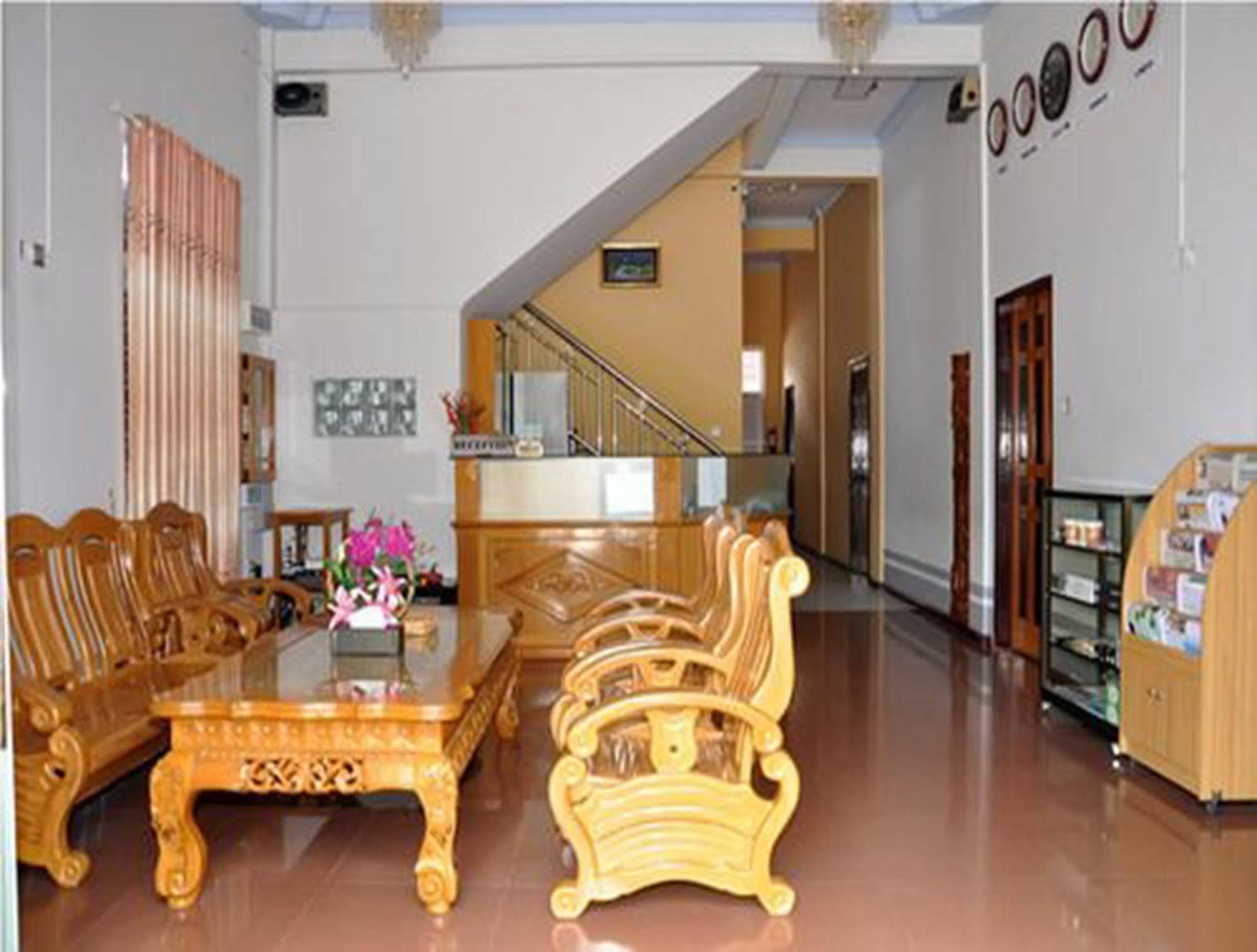 Royal Tulip Hotel Mandalaj Zewnętrze zdjęcie